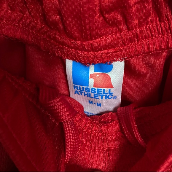 Russell athletic men’s regular fit 9” inseam training short w/ pockets in red M - Picture 3 of 5